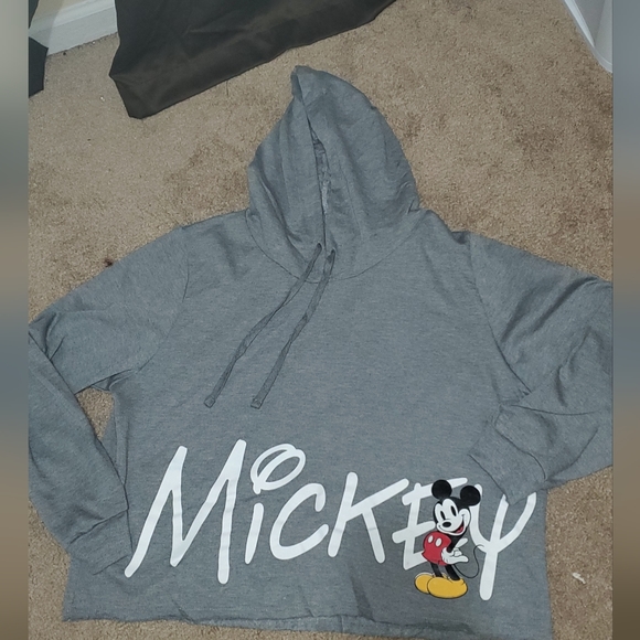 Plus Size Mickey Mouse Crop Top Light Sweater - Picture 3 of 5